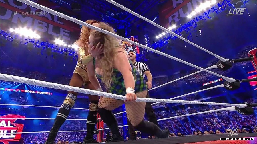 WWE_Royal_Rumble_2022_720p_WEB_h264-HEEL_mp4_006931178.jpg
