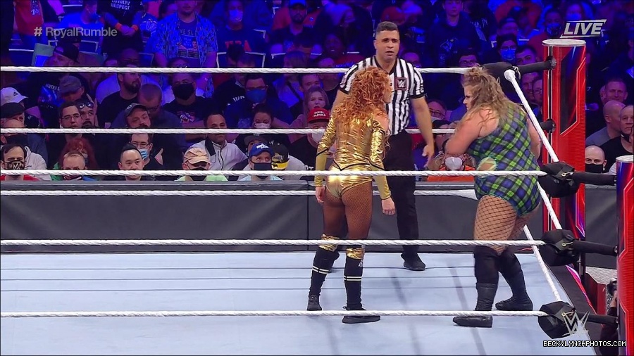 WWE_Royal_Rumble_2022_720p_WEB_h264-HEEL_mp4_006939578.jpg