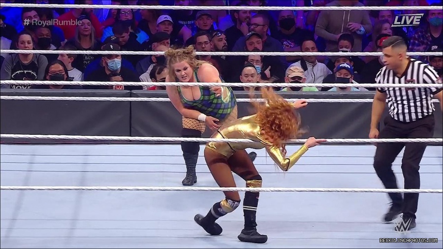 WWE_Royal_Rumble_2022_720p_WEB_h264-HEEL_mp4_006952378.jpg
