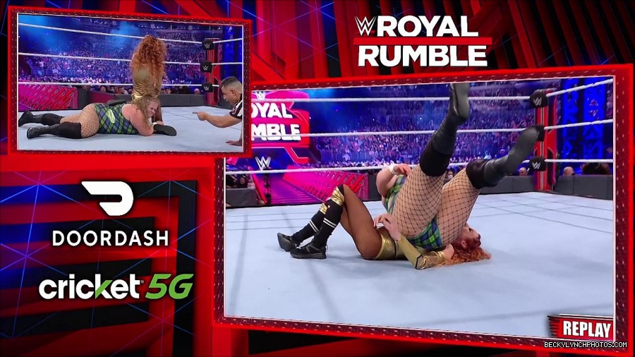 WWE_Royal_Rumble_2022_720p_WEB_h264-HEEL_mp4_007010378.jpg