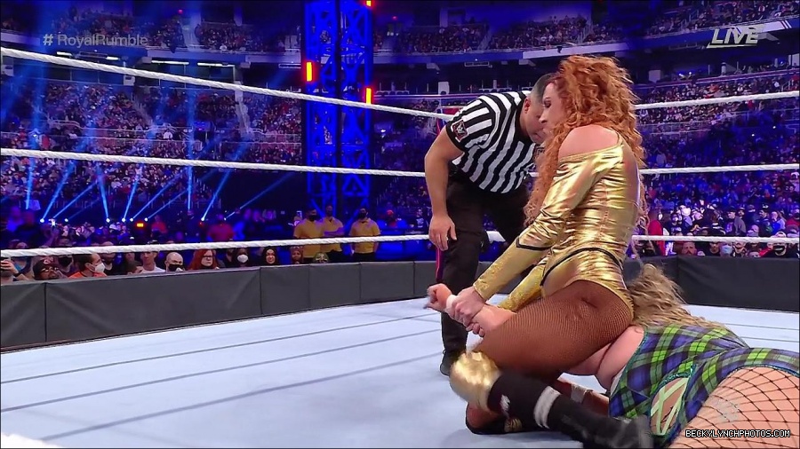 WWE_Royal_Rumble_2022_720p_WEB_h264-HEEL_mp4_007021578.jpg