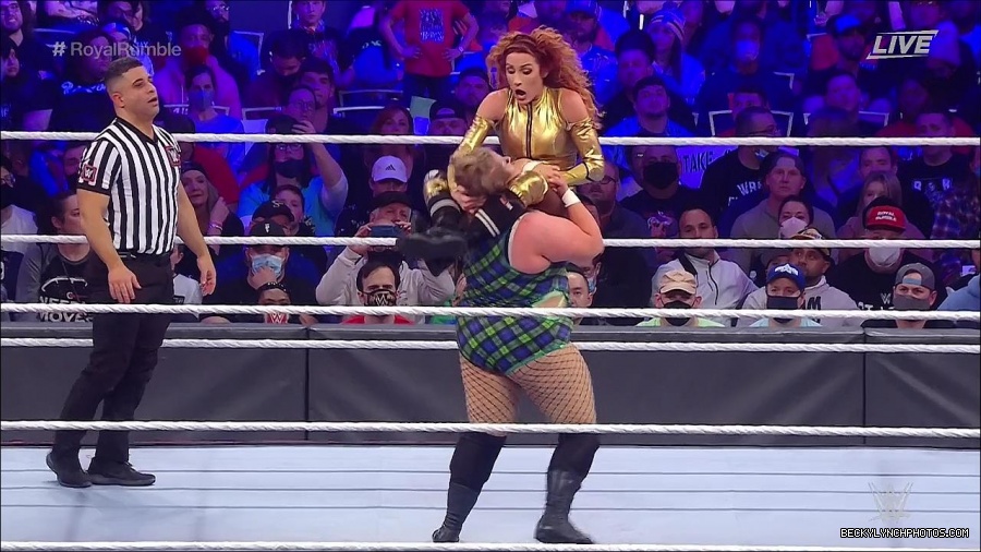 WWE_Royal_Rumble_2022_720p_WEB_h264-HEEL_mp4_007048044.jpg