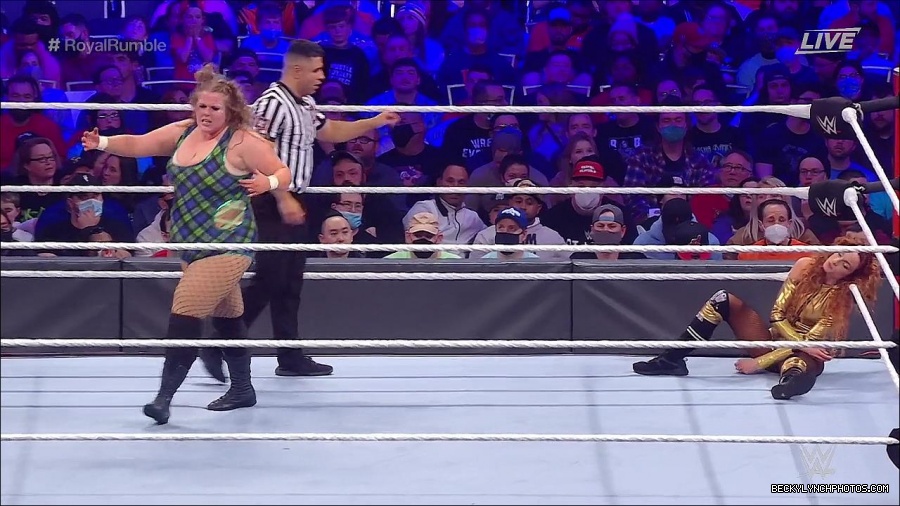 WWE_Royal_Rumble_2022_720p_WEB_h264-HEEL_mp4_007088444.jpg