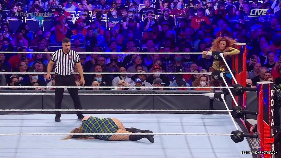 WWE_Royal_Rumble_2022_720p_WEB_h264-HEEL_mp4_007137644.jpg