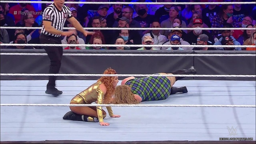 WWE_Royal_Rumble_2022_720p_WEB_h264-HEEL_mp4_007158844.jpg