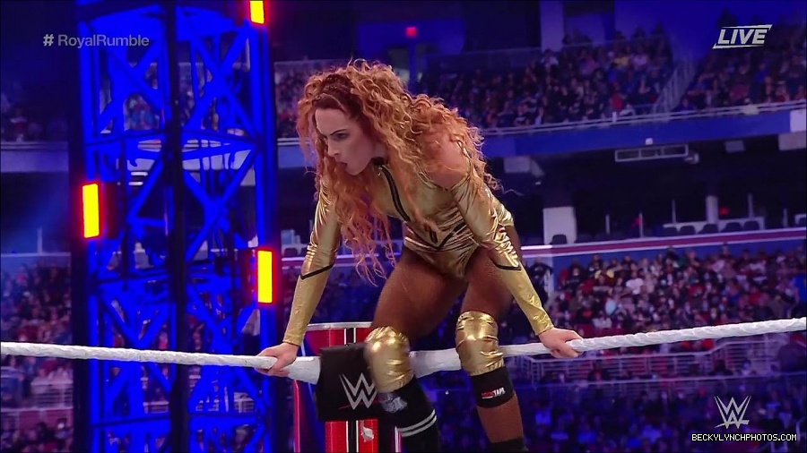 WWE_Royal_Rumble_2022_720p_WEB_h264-HEEL_mp4_007196844.jpg