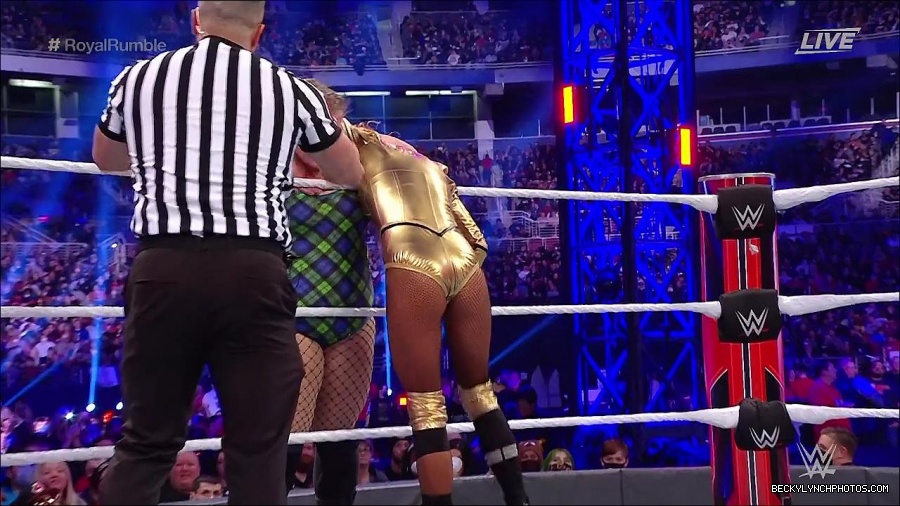 WWE_Royal_Rumble_2022_720p_WEB_h264-HEEL_mp4_007219644.jpg
