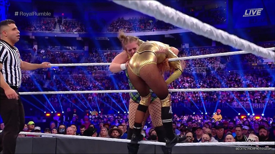 WWE_Royal_Rumble_2022_720p_WEB_h264-HEEL_mp4_007225644.jpg