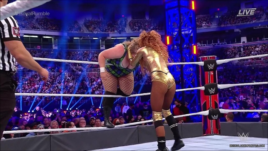 WWE_Royal_Rumble_2022_720p_WEB_h264-HEEL_mp4_007244444.jpg