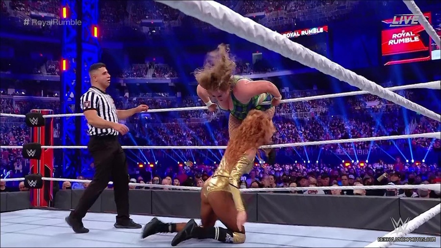 WWE_Royal_Rumble_2022_720p_WEB_h264-HEEL_mp4_007246044.jpg