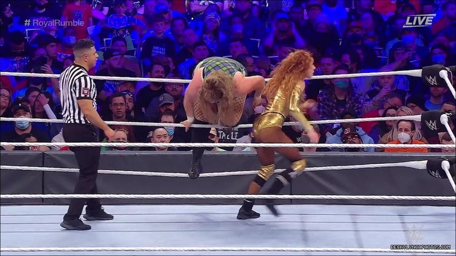 WWE_Royal_Rumble_2022_720p_WEB_h264-HEEL_mp4_007246844.jpg