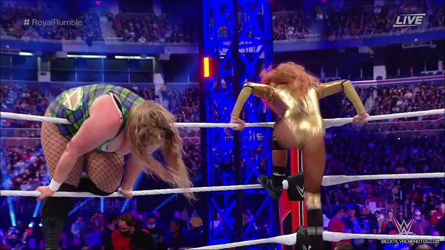 WWE_Royal_Rumble_2022_720p_WEB_h264-HEEL_mp4_007248444.jpg