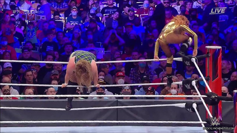 WWE_Royal_Rumble_2022_720p_WEB_h264-HEEL_mp4_007248844.jpg