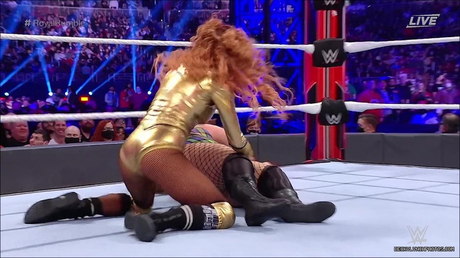 WWE_Royal_Rumble_2022_720p_WEB_h264-HEEL_mp4_007256044.jpg