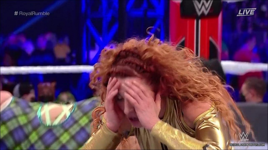 WWE_Royal_Rumble_2022_720p_WEB_h264-HEEL_mp4_007263244.jpg