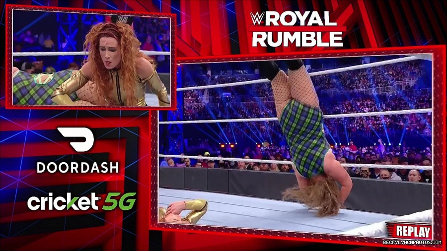 WWE_Royal_Rumble_2022_720p_WEB_h264-HEEL_mp4_007272044.jpg
