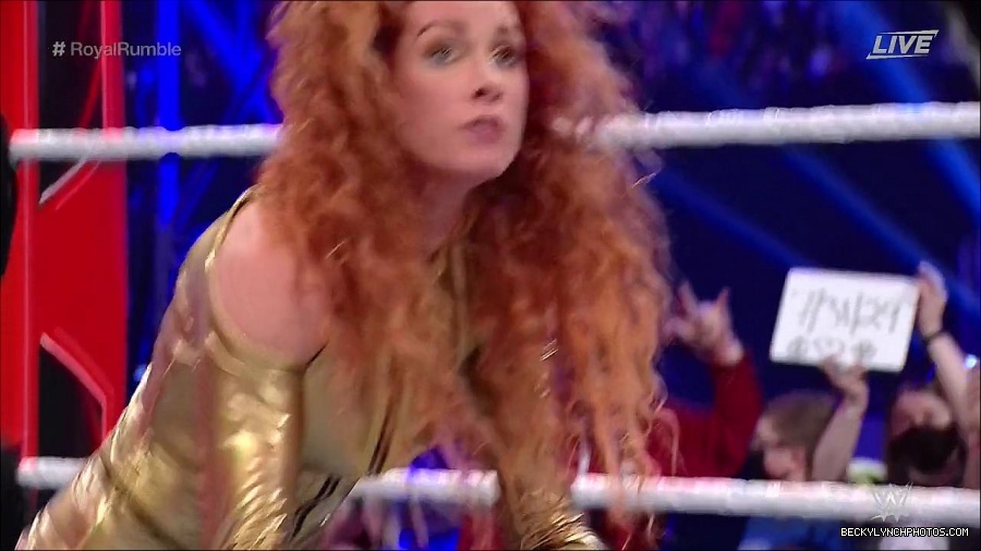 WWE_Royal_Rumble_2022_720p_WEB_h264-HEEL_mp4_007346911.jpg