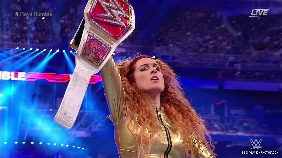 WWE_Royal_Rumble_2022_720p_WEB_h264-HEEL_mp4_007359311.jpg