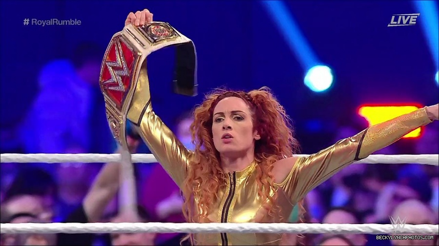 WWE_Royal_Rumble_2022_720p_WEB_h264-HEEL_mp4_007407311.jpg
