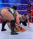 WWE_Royal_Rumble_2022_720p_WEB_h264-HEEL_mp4_007045644.jpg