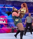 WWE_Royal_Rumble_2022_720p_WEB_h264-HEEL_mp4_007047644.jpg