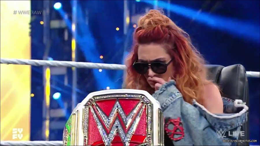 WWE_Monday_Night_Raw_2022_02_14_720p_HDTV_x264-NWCHD_mp4_003451815.jpg