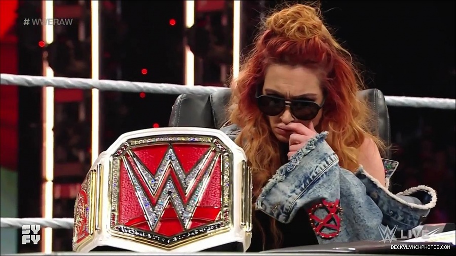 WWE_Monday_Night_Raw_2022_02_14_720p_HDTV_x264-NWCHD_mp4_003455819.jpg