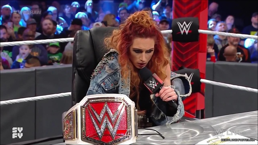 WWE_Monday_Night_Raw_2022_02_14_720p_HDTV_x264-NWCHD_mp4_003467831.jpg