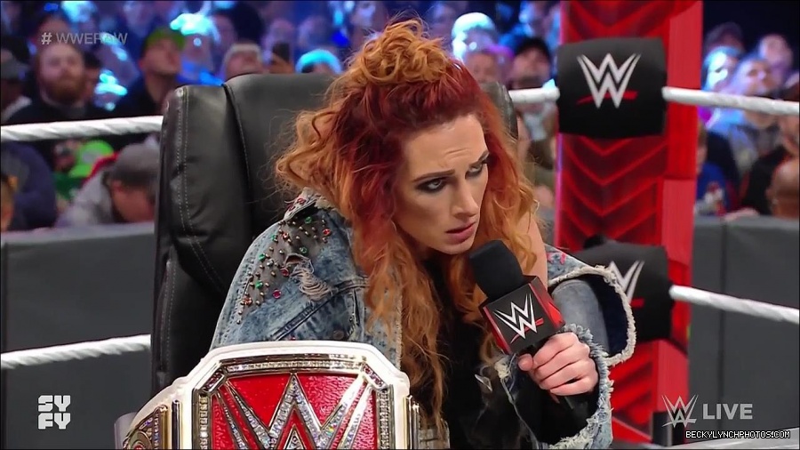 WWE_Monday_Night_Raw_2022_02_14_720p_HDTV_x264-NWCHD_mp4_003475038.jpg