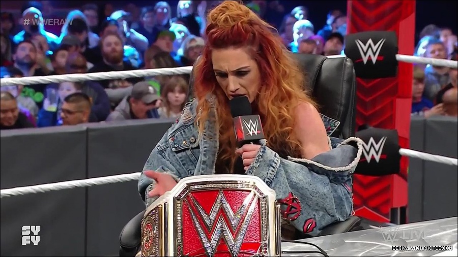 WWE_Monday_Night_Raw_2022_02_14_720p_HDTV_x264-NWCHD_mp4_003481044.jpg