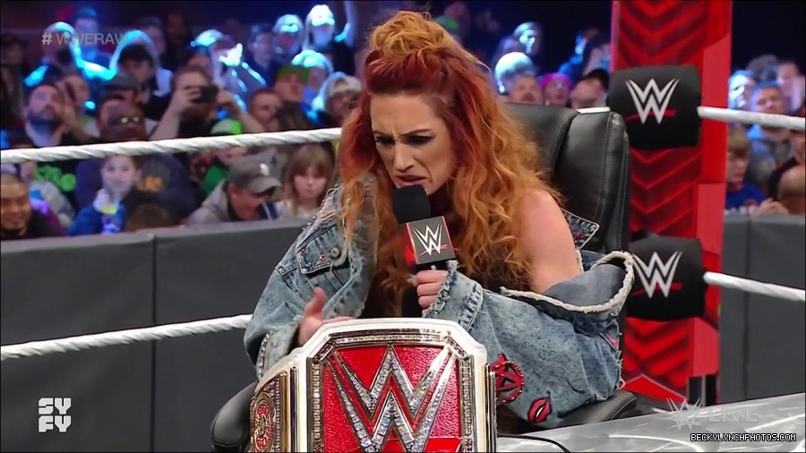 WWE_Monday_Night_Raw_2022_02_14_720p_HDTV_x264-NWCHD_mp4_003483046.jpg