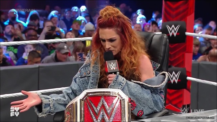 WWE_Monday_Night_Raw_2022_02_14_720p_HDTV_x264-NWCHD_mp4_003487050.jpg