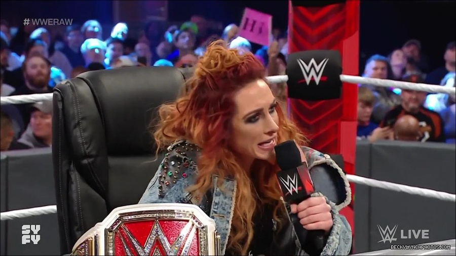 WWE_Monday_Night_Raw_2022_02_14_720p_HDTV_x264-NWCHD_mp4_003504267.jpg