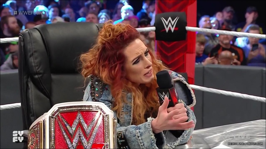 WWE_Monday_Night_Raw_2022_02_14_720p_HDTV_x264-NWCHD_mp4_003507470.jpg