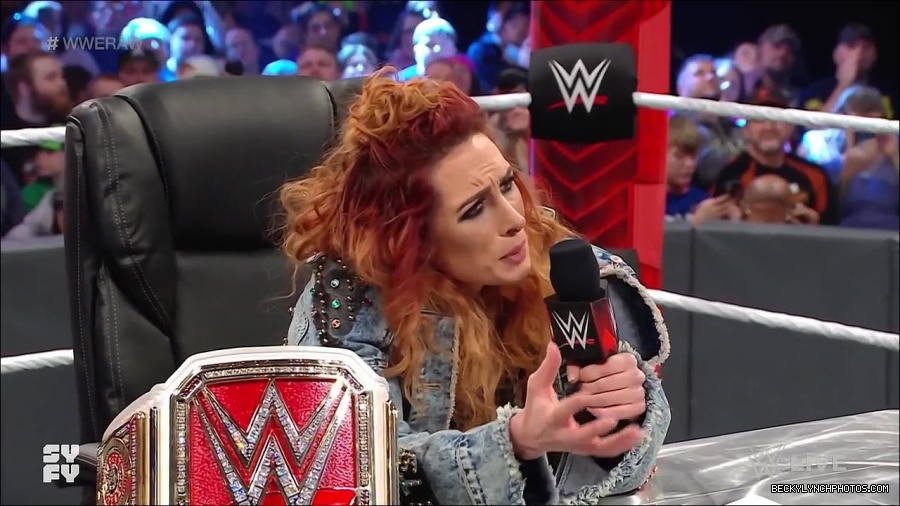 WWE_Monday_Night_Raw_2022_02_14_720p_HDTV_x264-NWCHD_mp4_003507871.jpg
