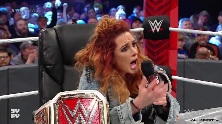 WWE_Monday_Night_Raw_2022_02_14_720p_HDTV_x264-NWCHD_mp4_003522285.jpg