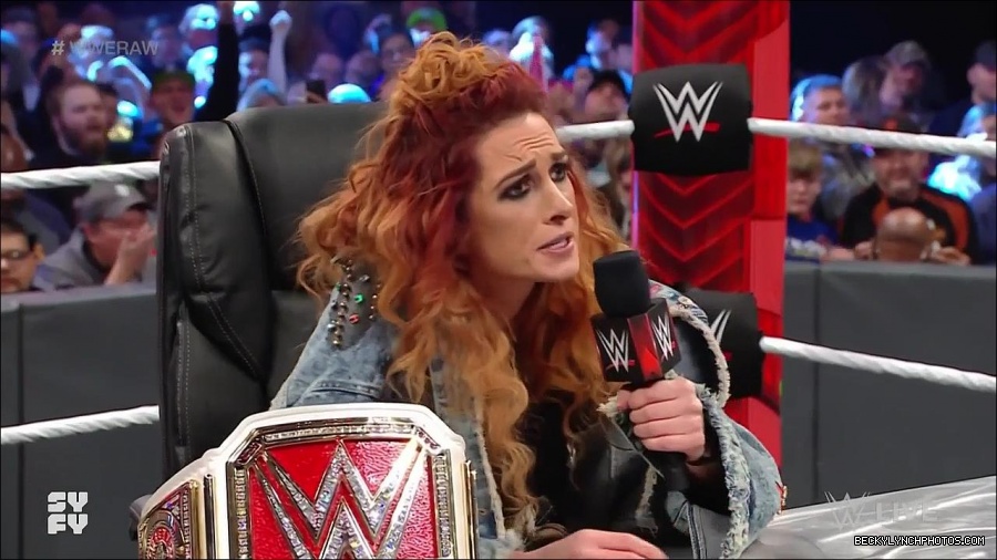 WWE_Monday_Night_Raw_2022_02_14_720p_HDTV_x264-NWCHD_mp4_003522685.jpg