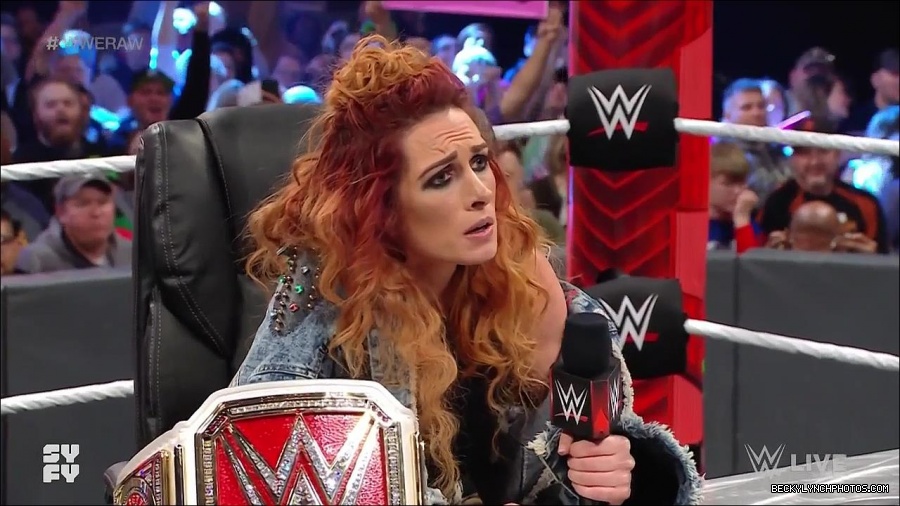 WWE_Monday_Night_Raw_2022_02_14_720p_HDTV_x264-NWCHD_mp4_003523887.jpg