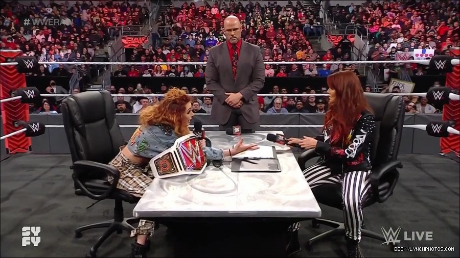 WWE_Monday_Night_Raw_2022_02_14_720p_HDTV_x264-NWCHD_mp4_003543907.jpg