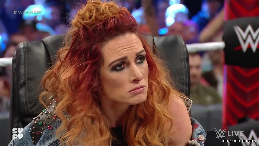 WWE_Monday_Night_Raw_2022_02_14_720p_HDTV_x264-NWCHD_mp4_003554784.jpg
