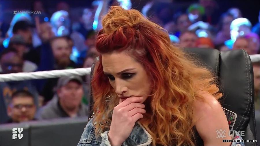 WWE_Monday_Night_Raw_2022_02_14_720p_HDTV_x264-NWCHD_mp4_003561991.jpg