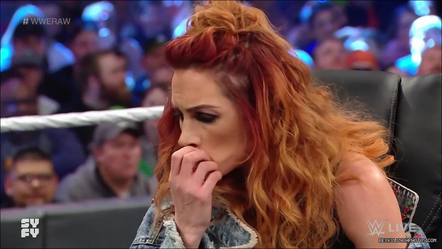 WWE_Monday_Night_Raw_2022_02_14_720p_HDTV_x264-NWCHD_mp4_003563993.jpg