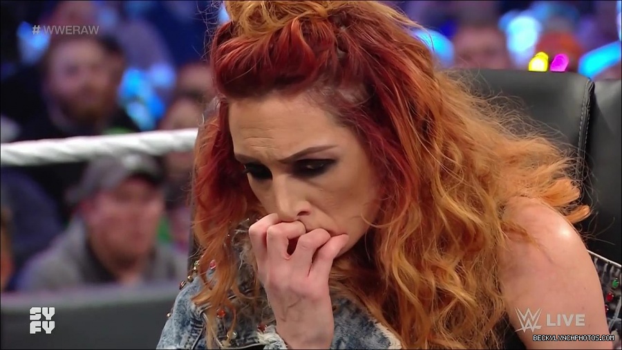 WWE_Monday_Night_Raw_2022_02_14_720p_HDTV_x264-NWCHD_mp4_003573603.jpg