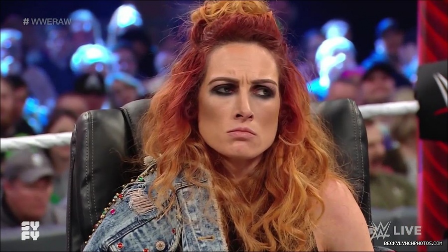 WWE_Monday_Night_Raw_2022_02_14_720p_HDTV_x264-NWCHD_mp4_003588818.jpg