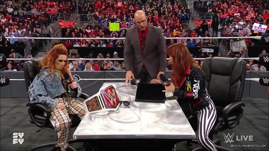 WWE_Monday_Night_Raw_2022_02_14_720p_HDTV_x264-NWCHD_mp4_003607637.jpg