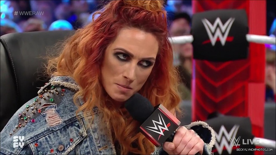 WWE_Monday_Night_Raw_2022_02_14_720p_HDTV_x264-NWCHD_mp4_003618047.jpg