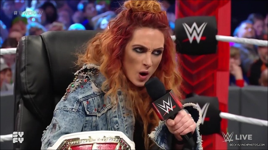 WWE_Monday_Night_Raw_2022_02_14_720p_HDTV_x264-NWCHD_mp4_003620850.jpg