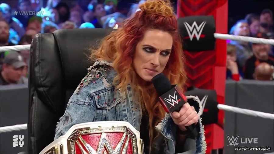WWE_Monday_Night_Raw_2022_02_14_720p_HDTV_x264-NWCHD_mp4_003621250.jpg