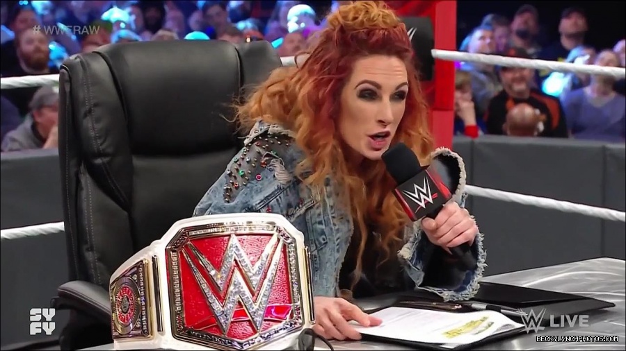 WWE_Monday_Night_Raw_2022_02_14_720p_HDTV_x264-NWCHD_mp4_003626856.jpg