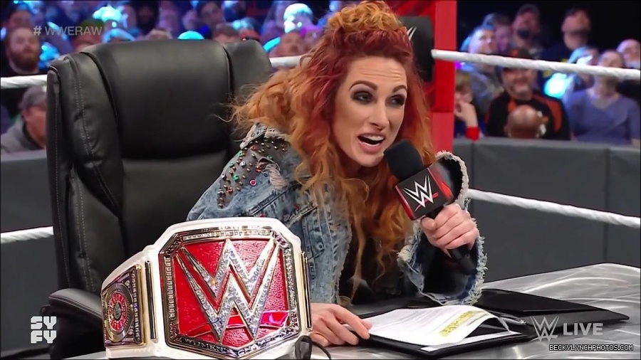 WWE_Monday_Night_Raw_2022_02_14_720p_HDTV_x264-NWCHD_mp4_003627256.jpg